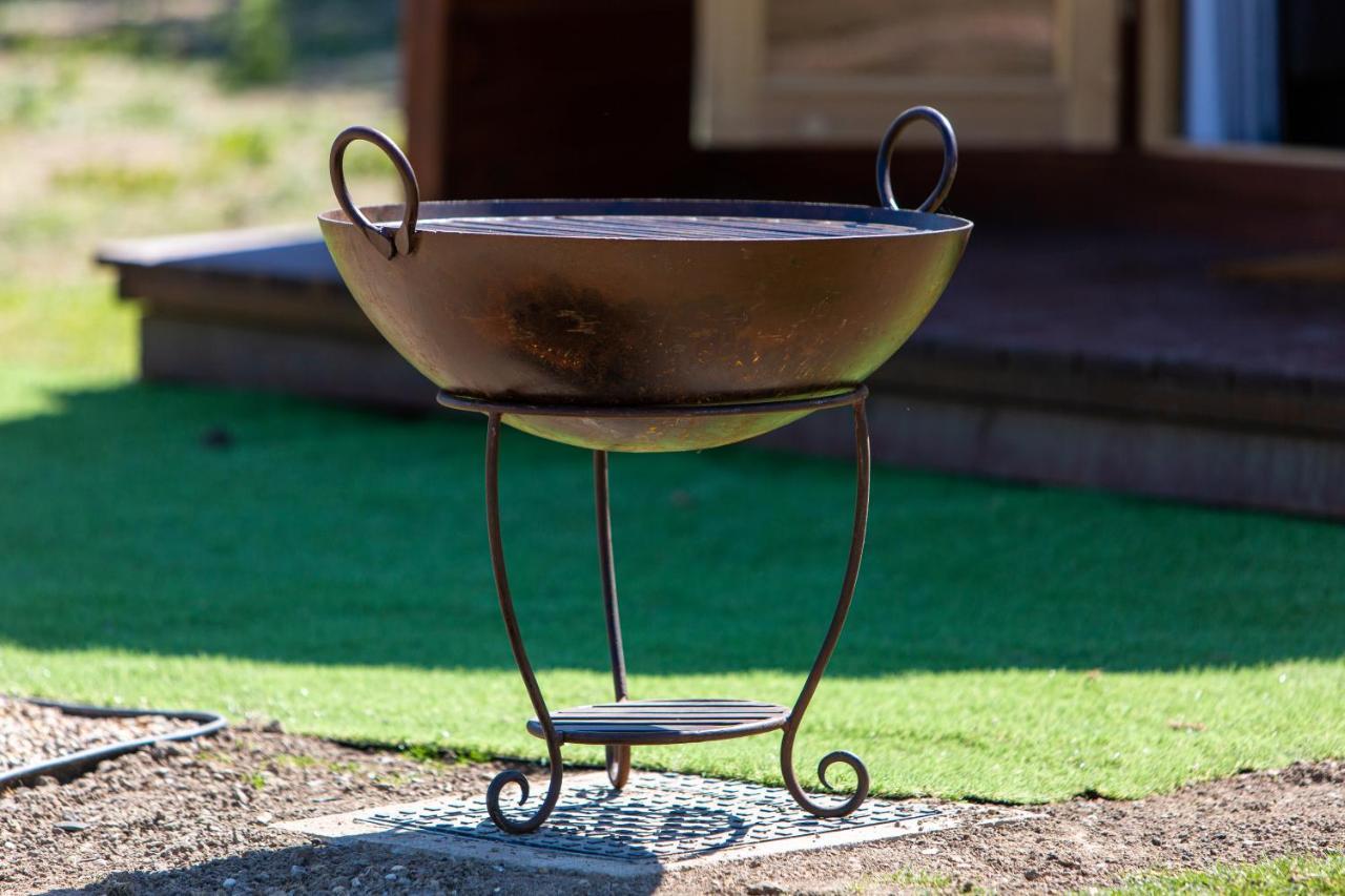 فندق The Woolpack Glamping ميدستون المظهر الخارجي الصورة